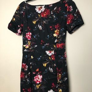 French Connection Floral Short Sleeve Sheatg Dress
